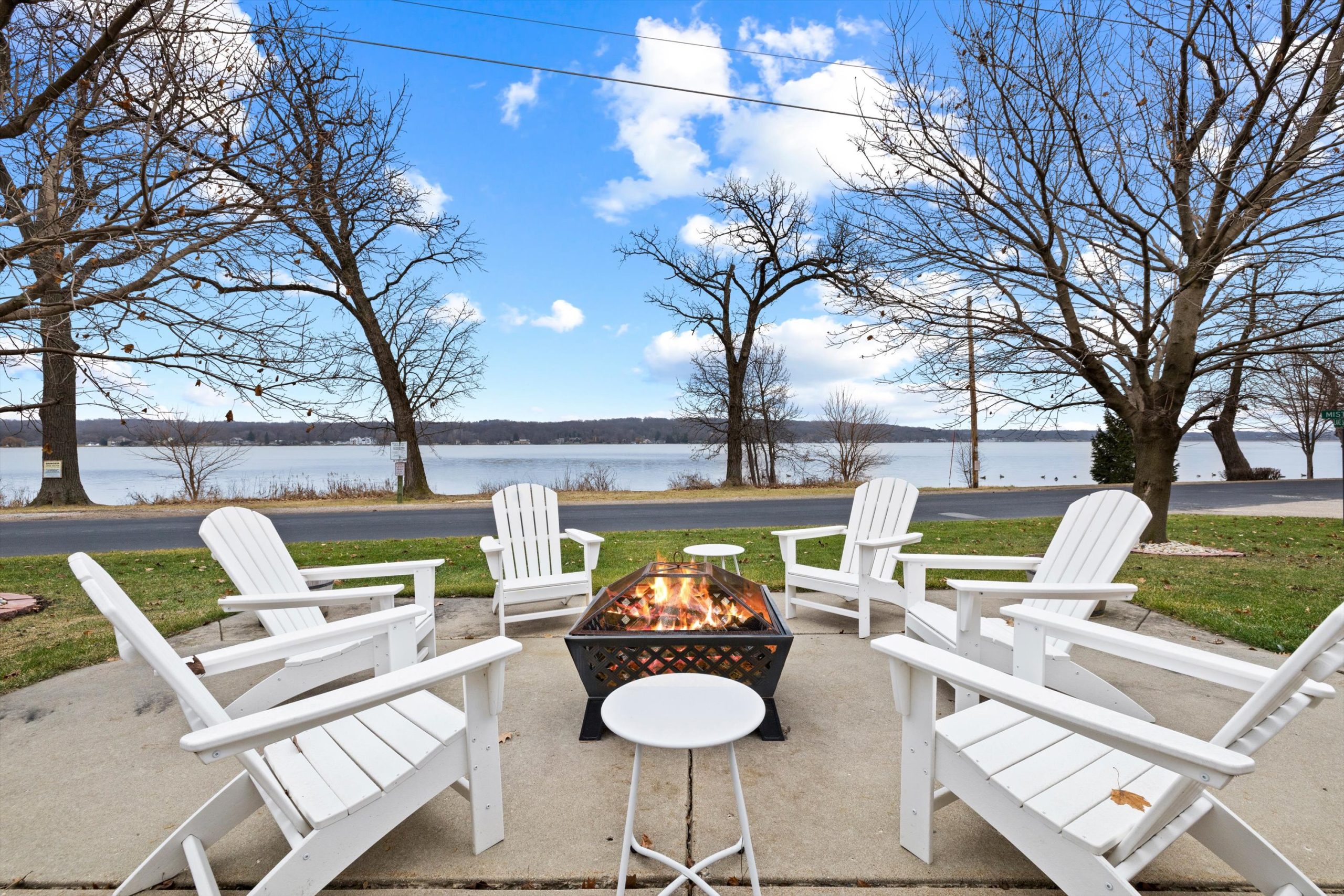 Waterfront vacation rental on Lake Geneva Waterfront vacation rental on Lake Geneva